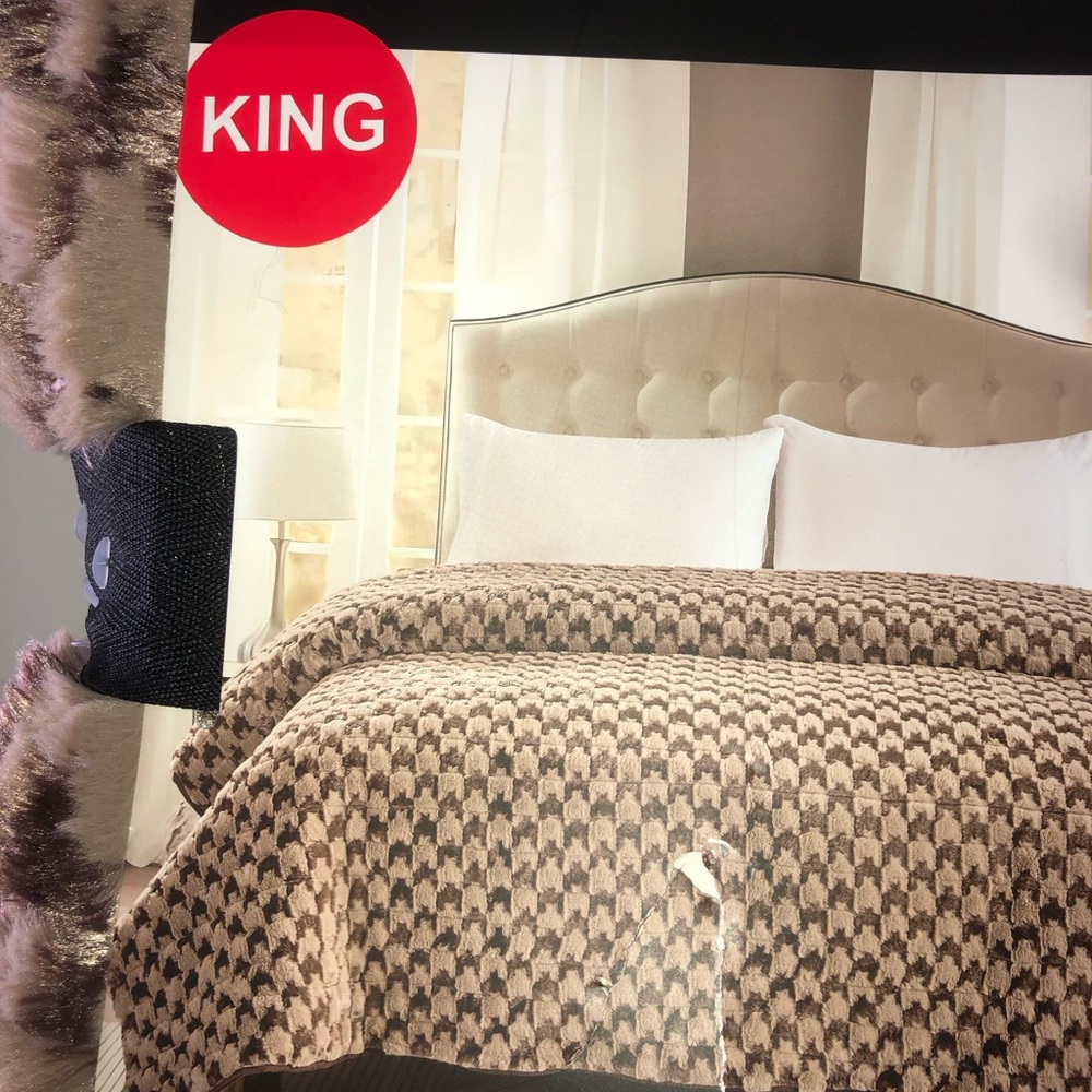 ❤️ Faux Fur KING size Luxurious Tan and Brown Quilt
